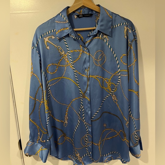 Light blue. Perfect condition - Picture 2 of 4